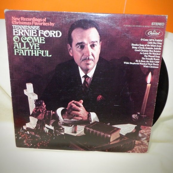 ~~~ TENNESSEE ERNIE FORD ~~~ O Come All Ye Faithful - Picture 1 of 1